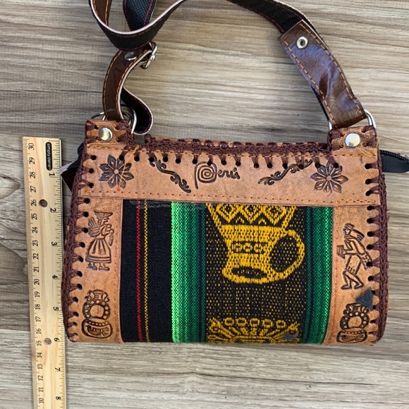 Peruvian Tribal Print Leather Purse pocketbook manta hand tooled Handmade Peru - Picture 3 of 7